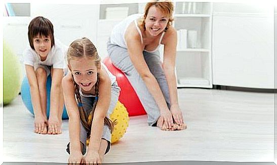 Aerobics for children must be accompanied by a prior warm-up.