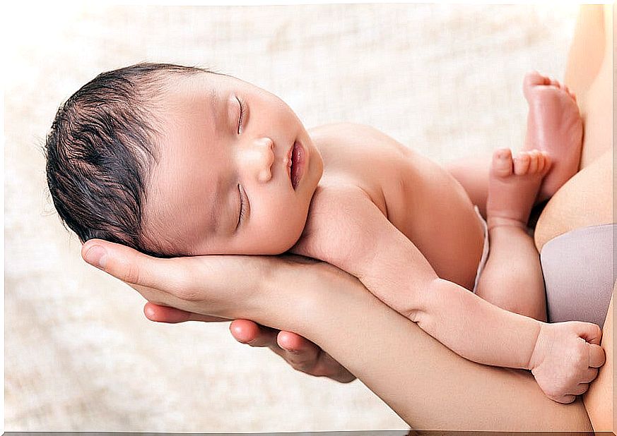 Skin to skin with the newborn