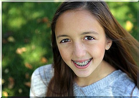 It is important that children with orthodontics feel the support of their parents.