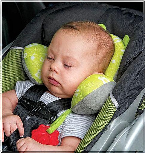 It is not advisable to sleep the baby in the car seat