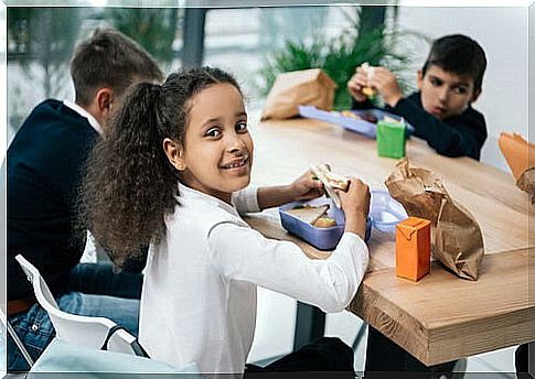 Eating at school should be a relaxing and enjoyable activity.