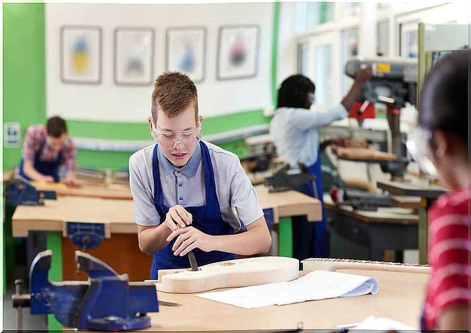 Child working in class.