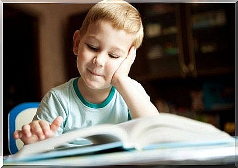 Reading is an activity with enormous benefits for children.